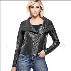 ‼️LAST CHANCE‼️Guess faux leather moto jacket